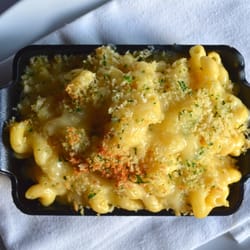Best Steak And Seafood Restaurants In Newport Ri Last Updated 1 22 Bowens Wine Bar Grille