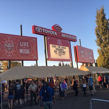 Toyota Amphitheatre - 215 Photos & 138 Reviews - Music Venues - 2677 ...