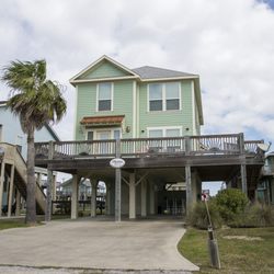 beach house rea