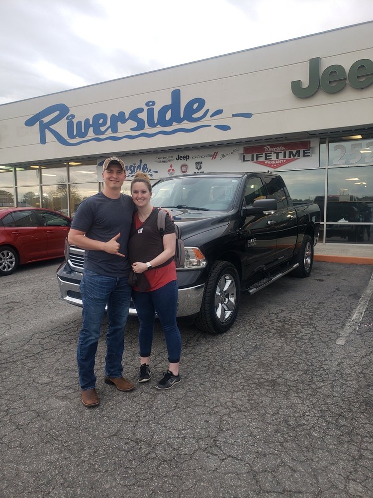 Riverside Chrysler Jeep Dodge Ram Fiat