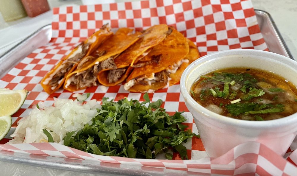 Tacos Reyes