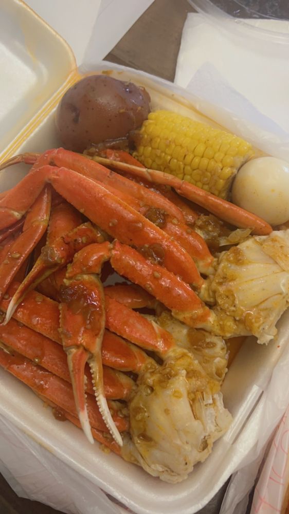 Henry's Seafood and Wings
