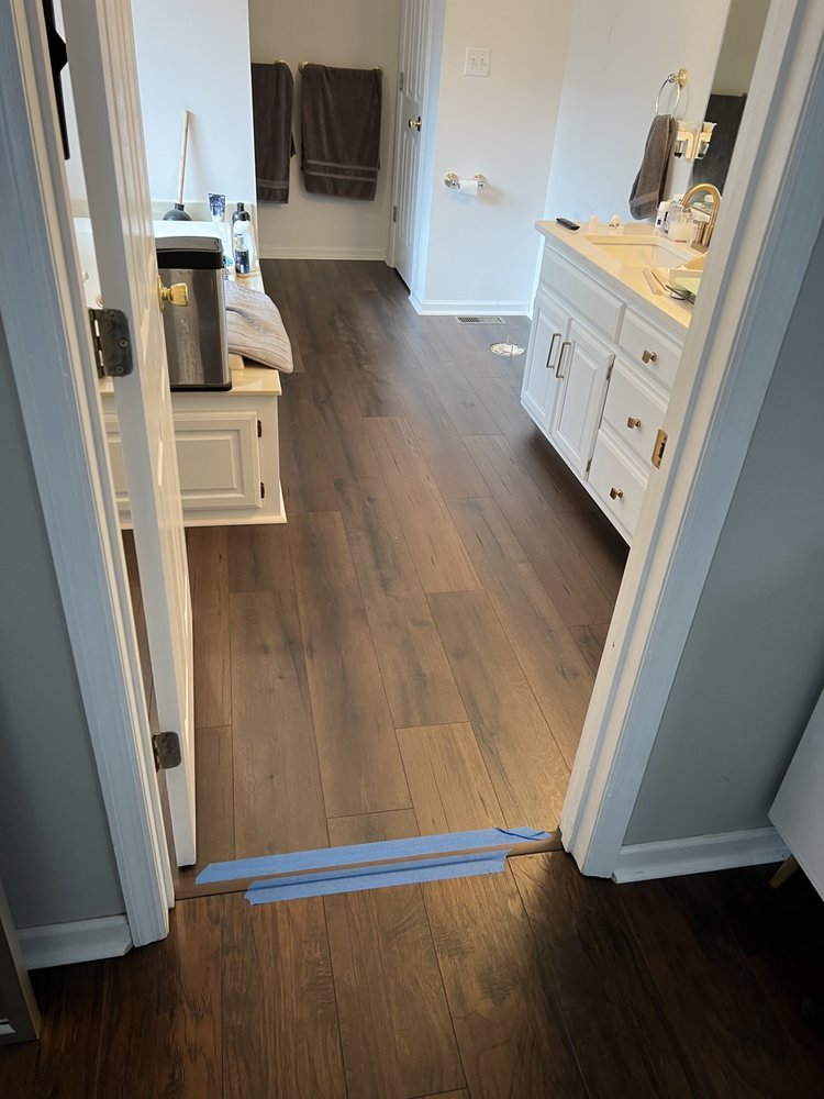 image of business EagleWood Flooring