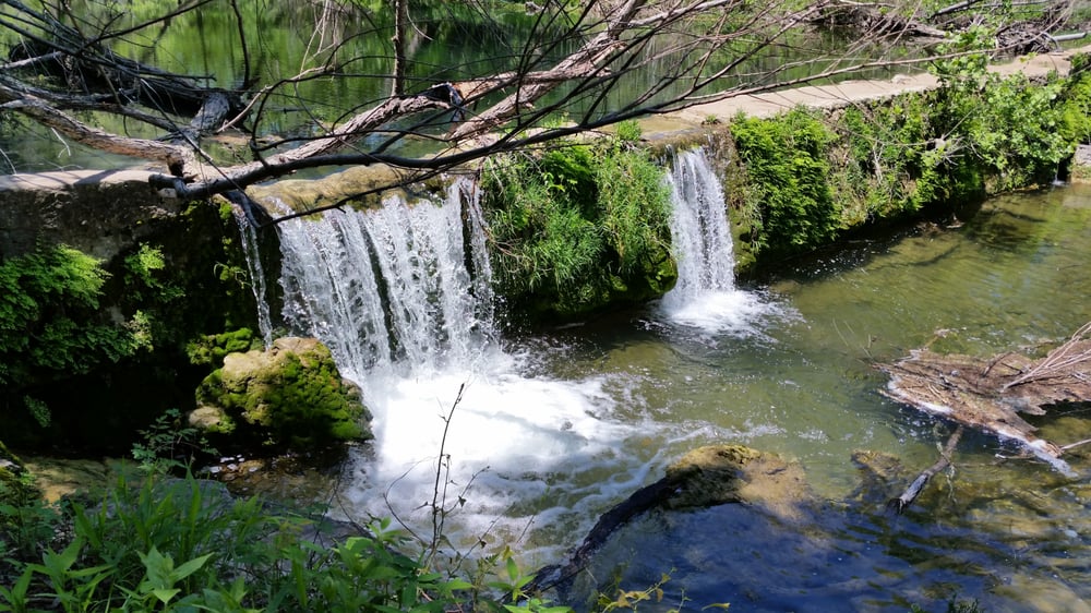 St Edwards Park, Austin Hiking Trails With Waterfalls