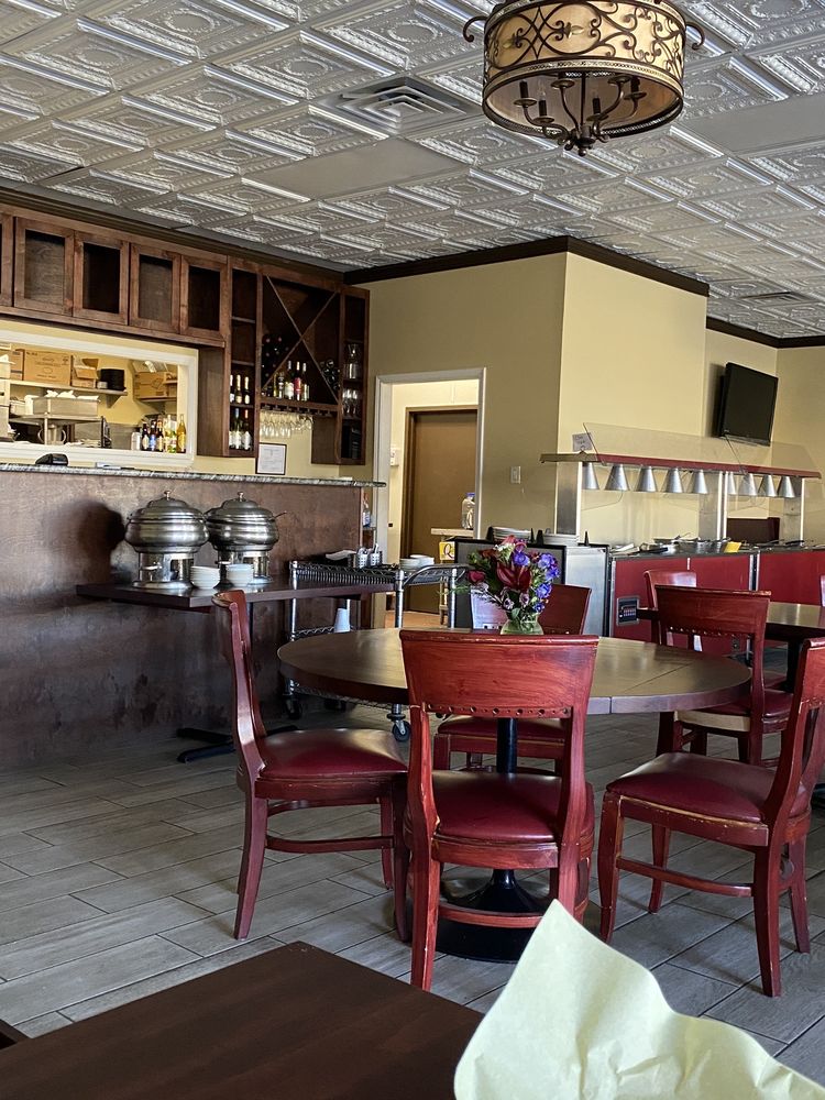Taj Mahal Indian Restaurant & Bar