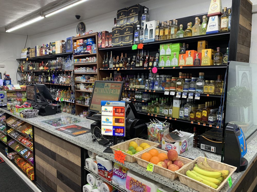 Paramount Liquors