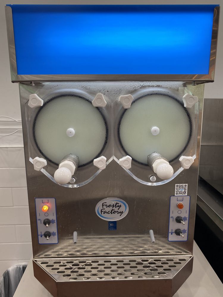 Round Table Pizza Round Table Pizza