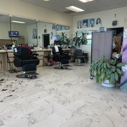 Mary's Barber & Stylist photo