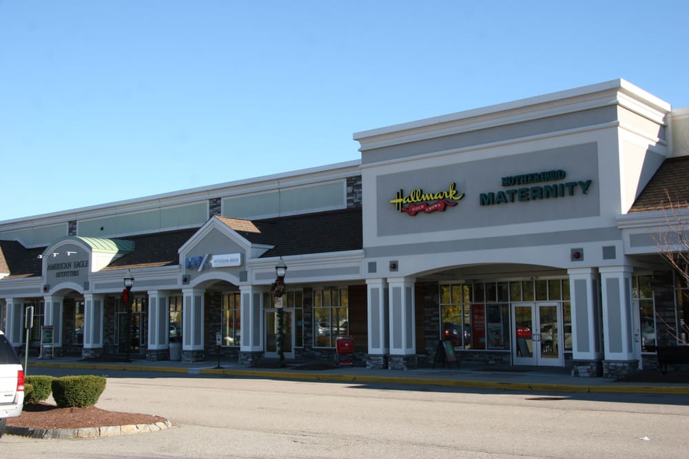 The Crossing at Smithfield Shopping Centers 371 Putnam Pike