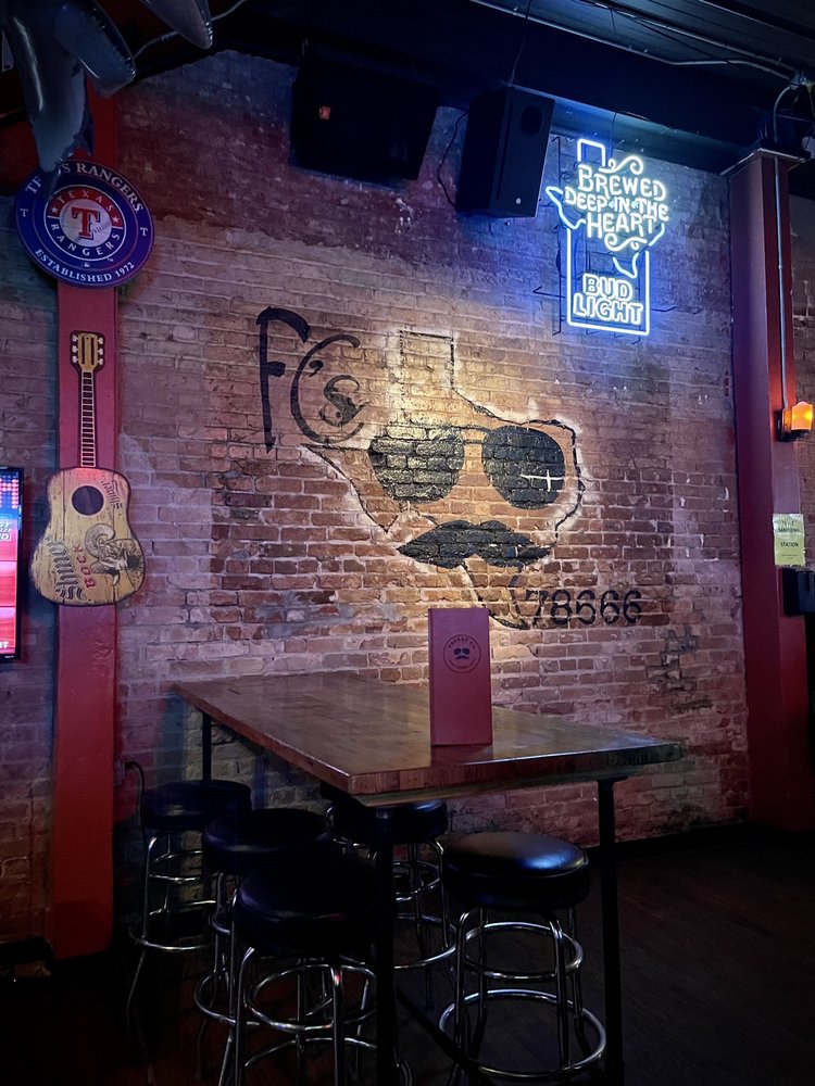 Freddy C's Lounge