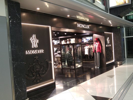 moncler hong kong moncler hong kong