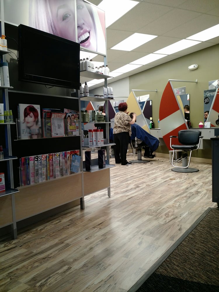 Great Clips Hair Salons 10201 N Oak Trfy, Kansas City, MO Phone
