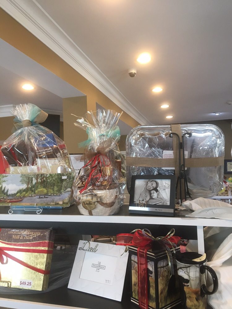 Esther Price Candies & Gifts Chocolatiers & Shops 4810 Balzano Blvd
