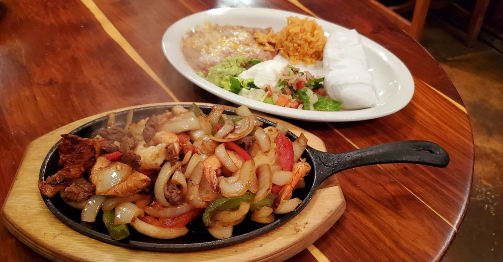 Amelia's Hacienda Restaurante