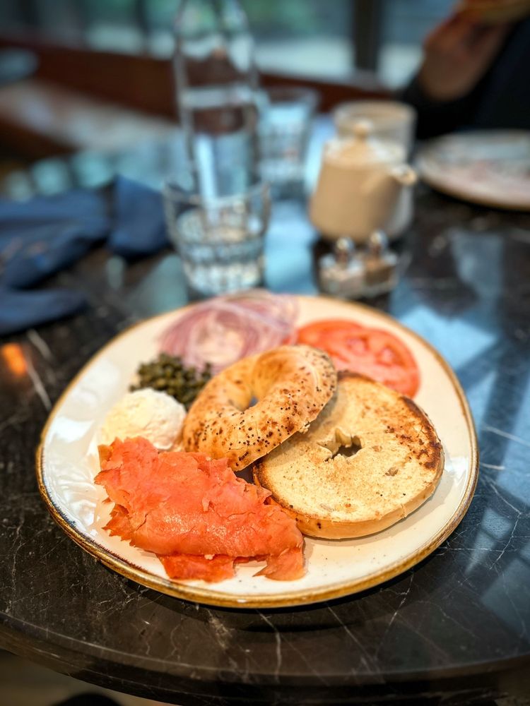 Currant Bistro