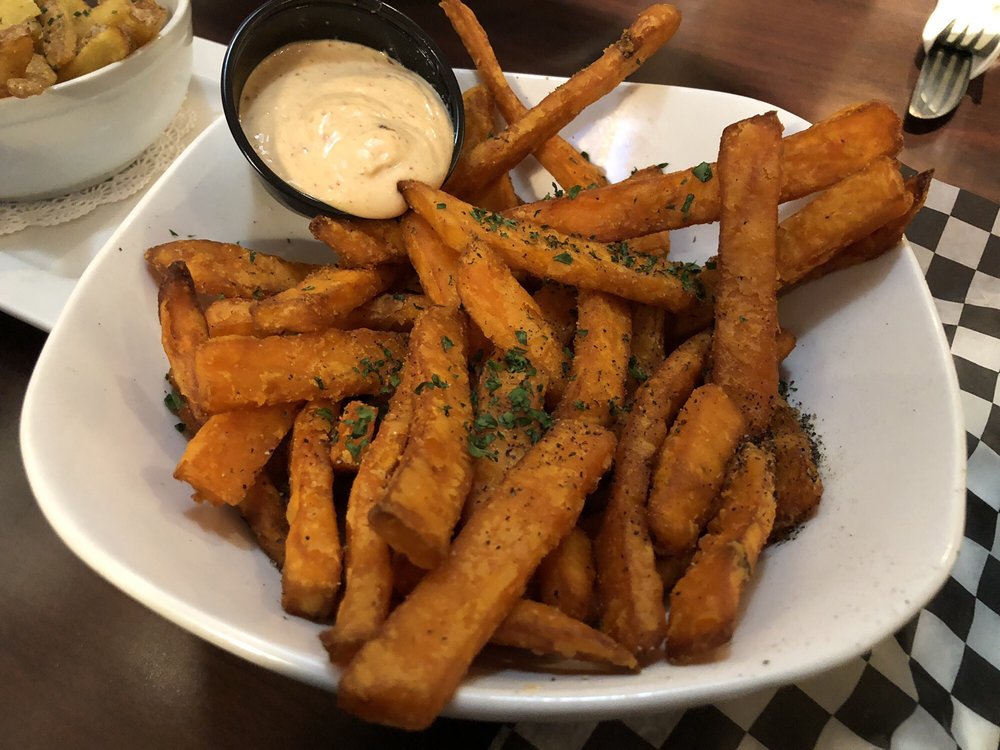 The Uptown Pubhouse