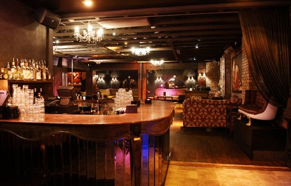 Dirty Pretty Closed 13 Photos 36 Reviews Bars 7443 E 6th Photo Of Dirty Pretty Scottsdale Az United States