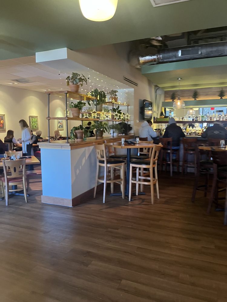 New South Kitchen & Bar