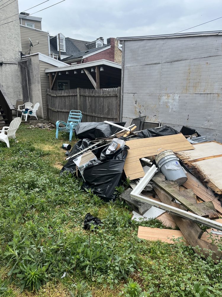 Bee There Junk Removal