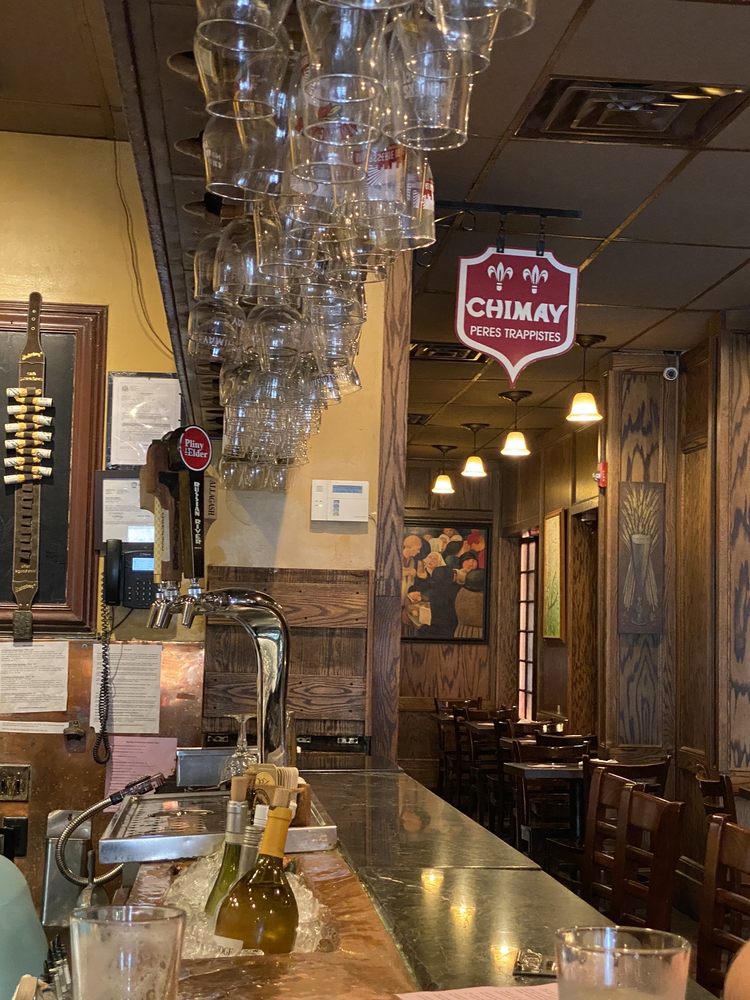 Monk's Cafe