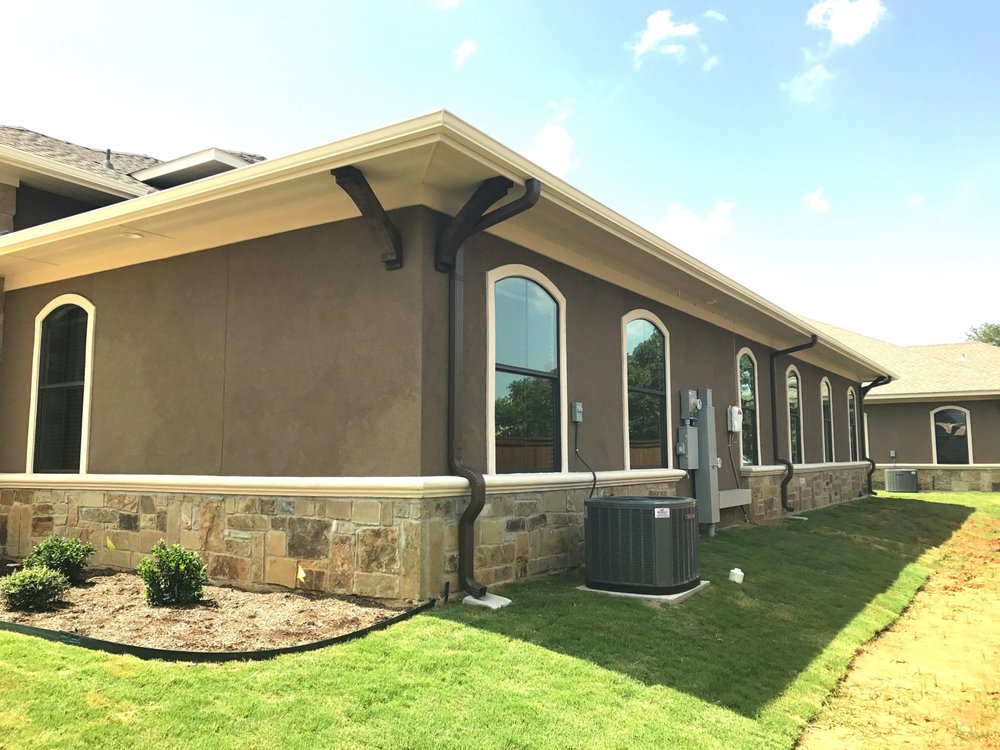 Sharp Seamless Gutters