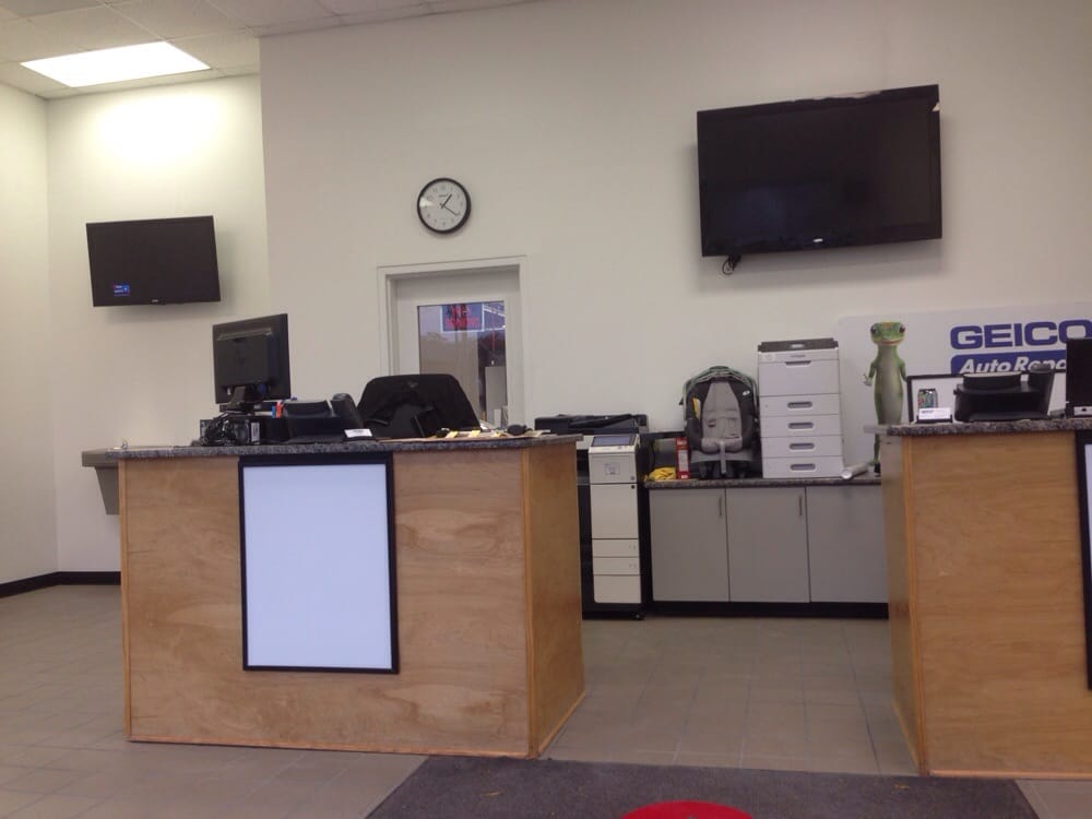 Hendrick Collision Center Hwy 55 Durham 11 Reviews Body S Hendrick Collision Center Hwy 55