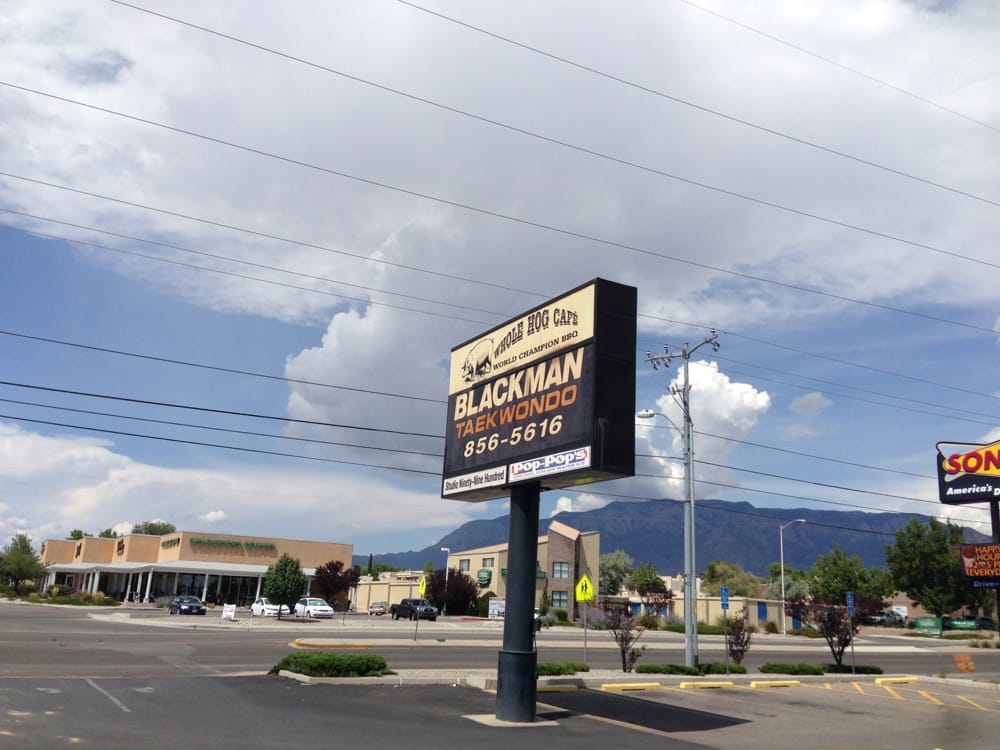 Whole Hog Cafe 68 Photos & 117 Reviews Barbeque 9880 Montgomery