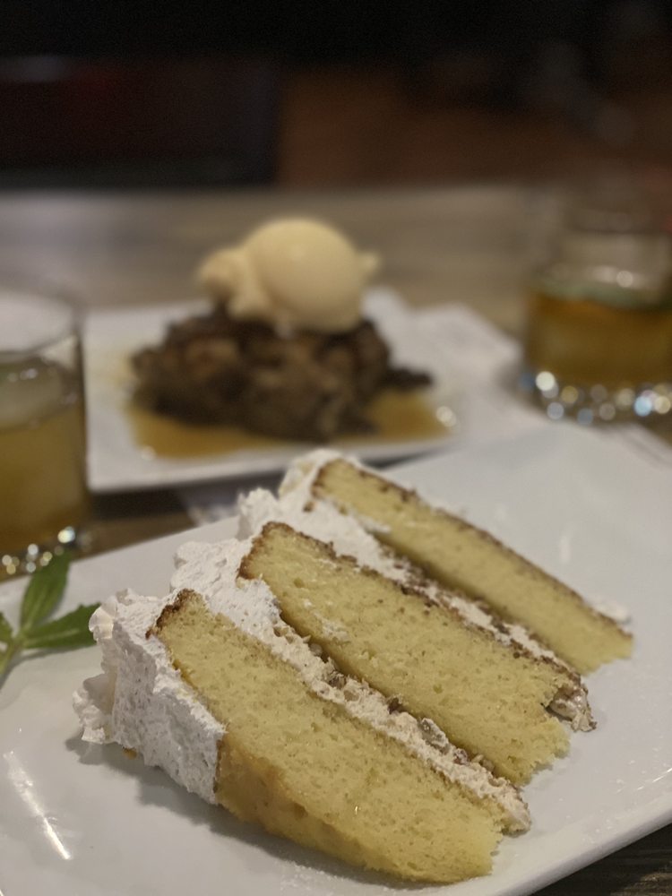Rembrandt’s Kitchen and Bar