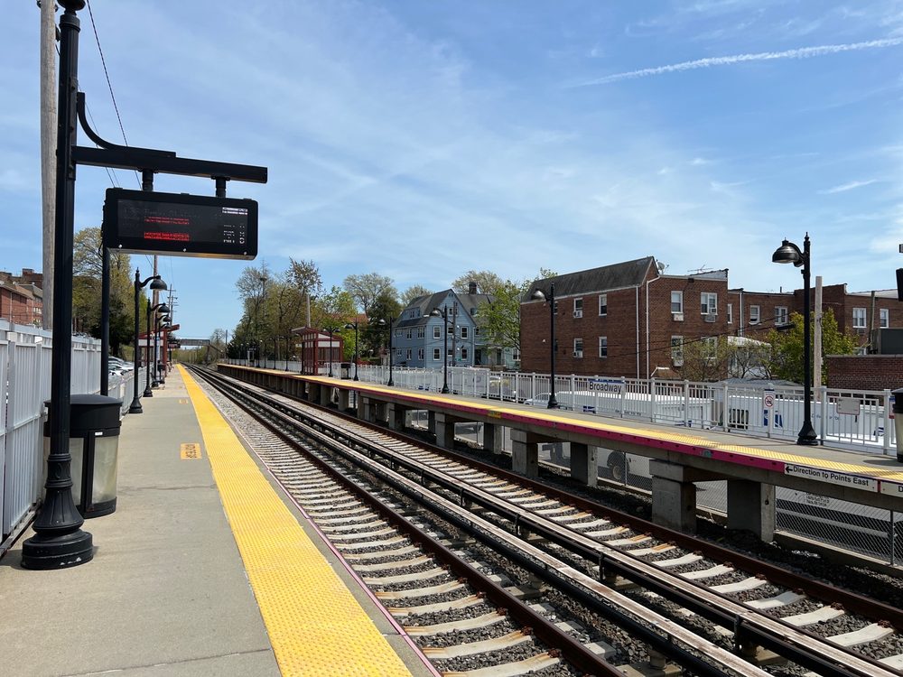 LIRR Broadway Station