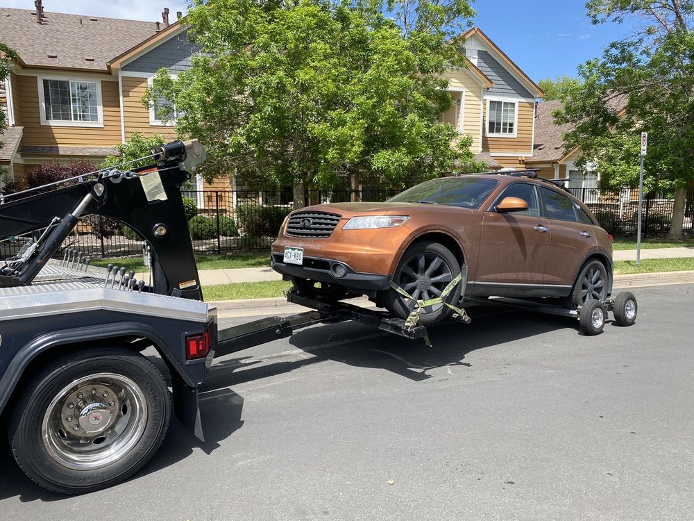 Absolute Towing LLC