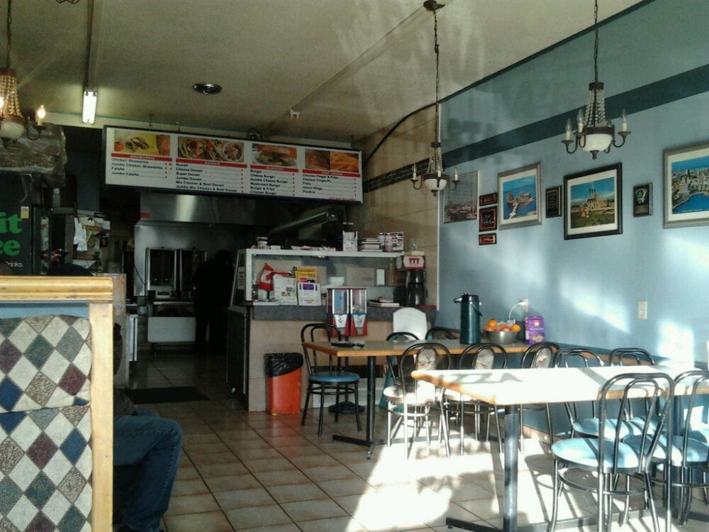 Mona’s Pizza & Donair Pizza 10706 134 Avenue NW, Edmonton, AB Restaurant Reviews Phone