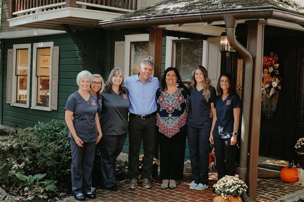 image of business Thomas Tomlo, DDS