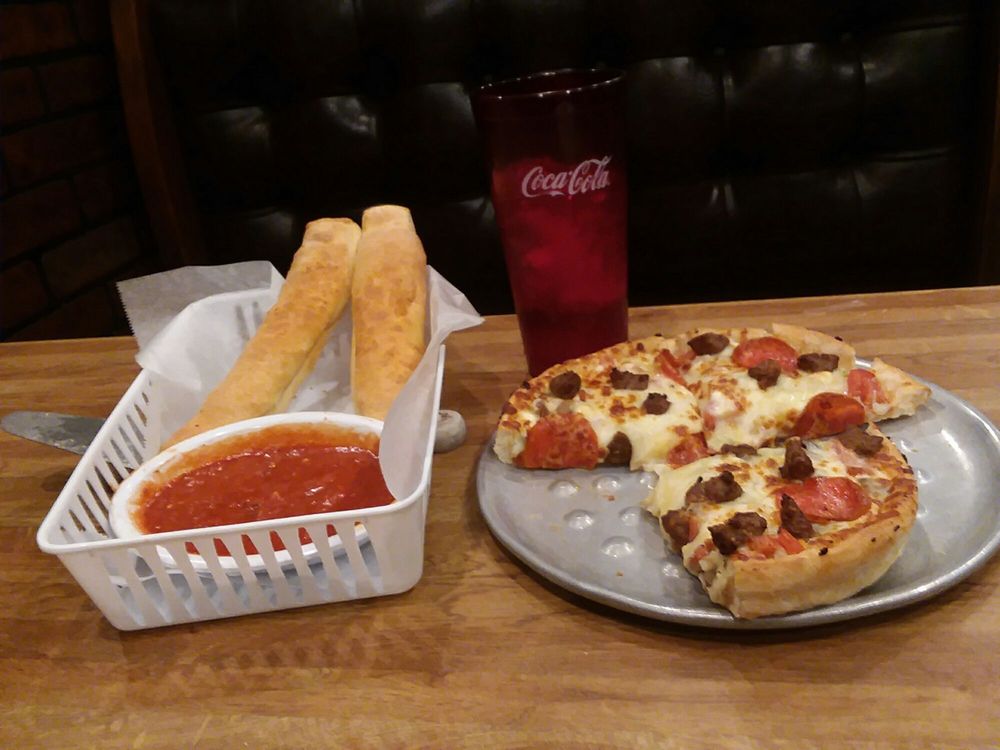 Gondolier 17 Reviews Italian 3465 E Andrew Johnson Hwy