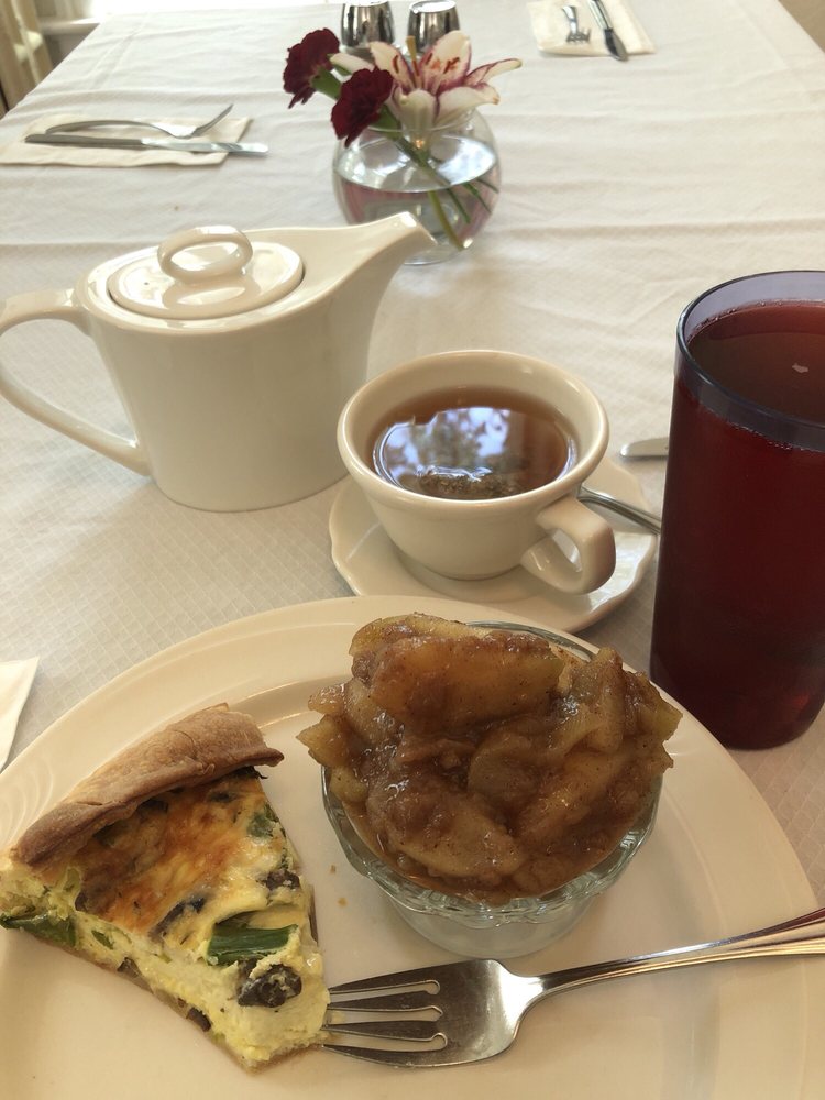 Peacock Bakery and Cafe Bakeries 802 9th St, Highland, IL Phone