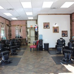 Barber Chair Llc 18 Photos Barbers 5340 Clark Rd
