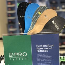 frye shoe store near me