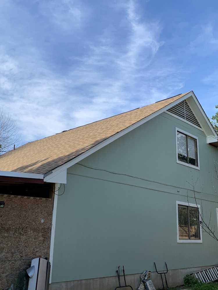 image of business Salvador Roofing
