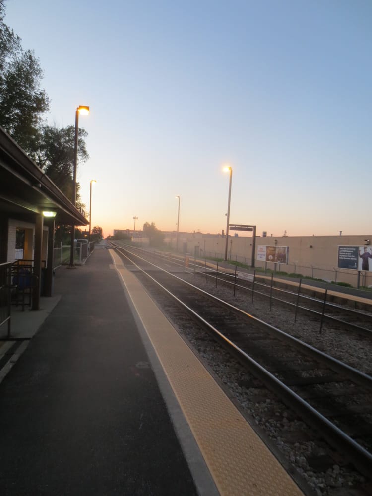 Healy Metra Station Train Stations 4014 W Fullerton Ave, Logan