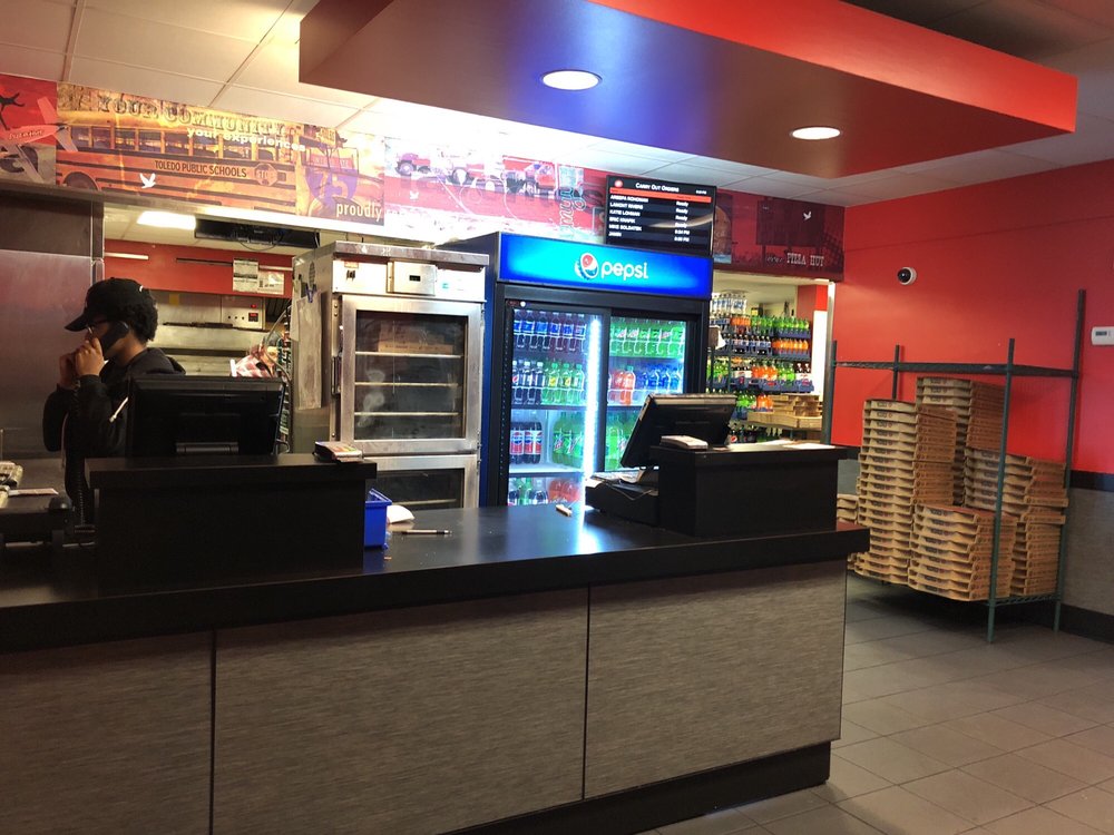 Pizza Hut Pizza 1116 W Sylvania Ave, Toledo, OH Restaurant