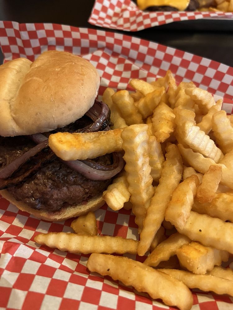 Tam O'shanter Restaurant & Pub