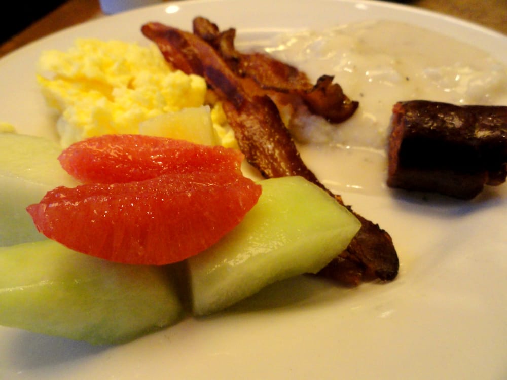 plate from the georgia breakfast buffet scrambled eggs bacon