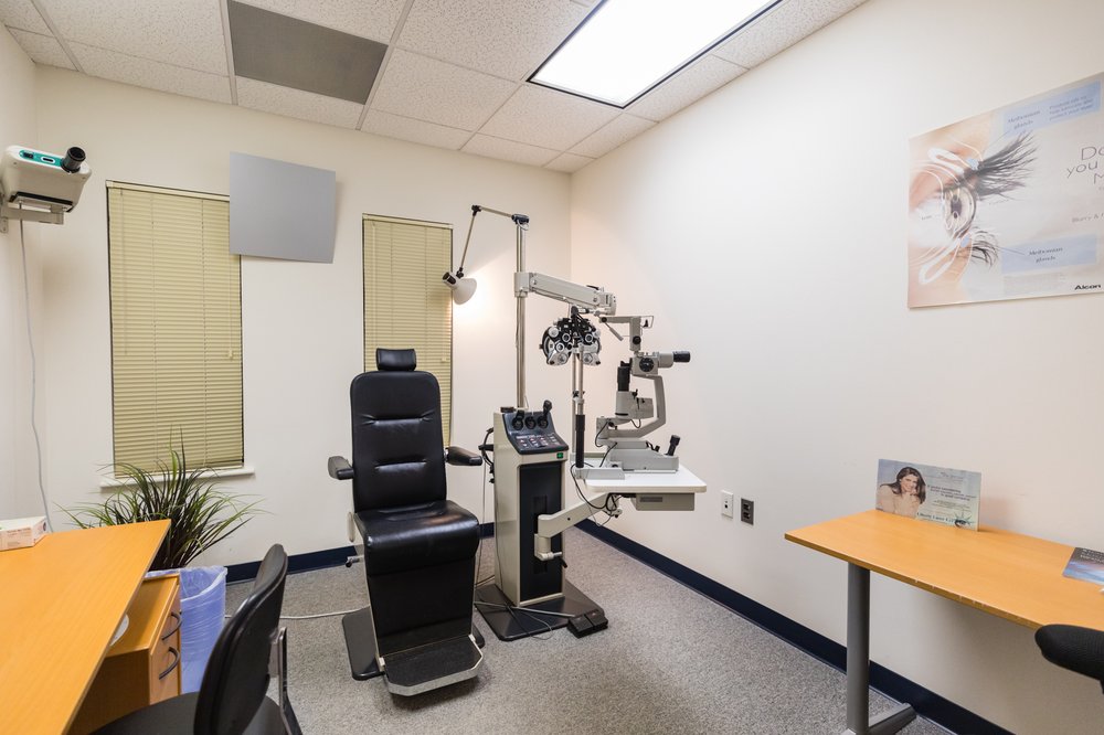 Liberty Laser Eye Center 18 Photos 24 Reviews Optometrists Liberty Laser Eye Center 18 Photos 24 Reviews Optometrists 8321 Old Courthouse Rd Vienna Va Phone Number Yelp