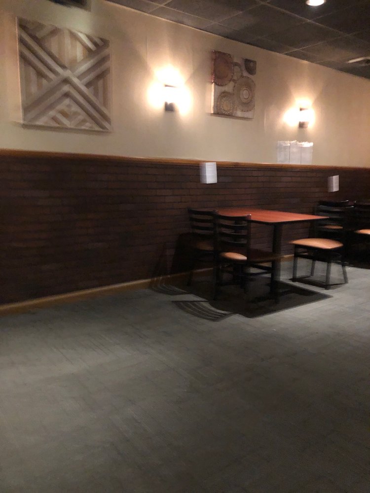Center Street Grille