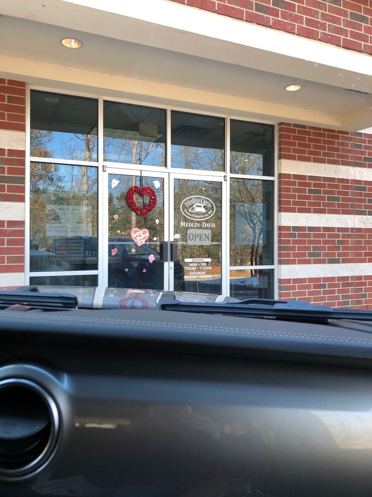 Medlin Davis Cleaners