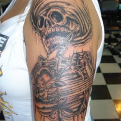 zap tattoos on melrose closed 25 photos u0026 19 reviews tattoo zap tattoos on melrose closed 25 photos u0026 19 reviews tattoo