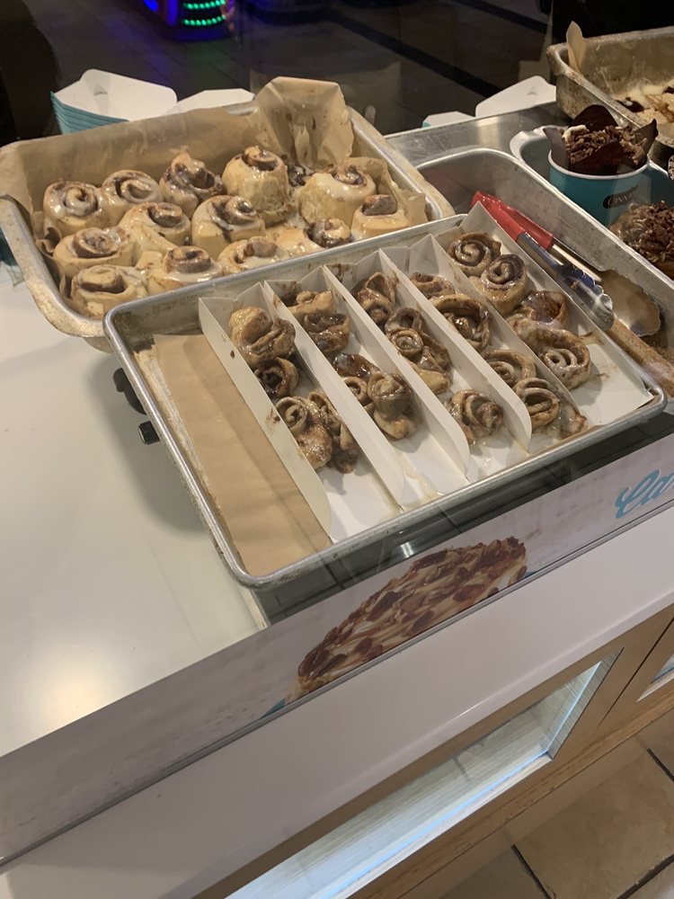 Cinnabon