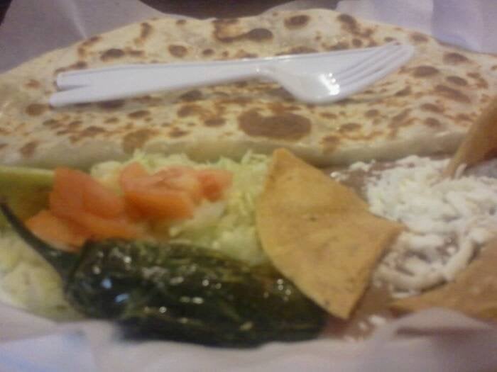 100% Antojitos Mexicanos