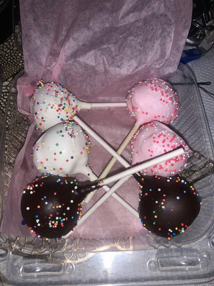 Ady Cakes