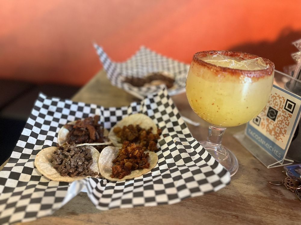 Tacos N Miches