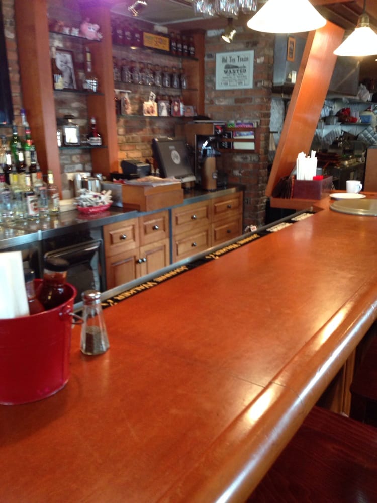 Bill’s BBQ CLOSED 37 Reviews Barbeque 47 Front St, Greenport